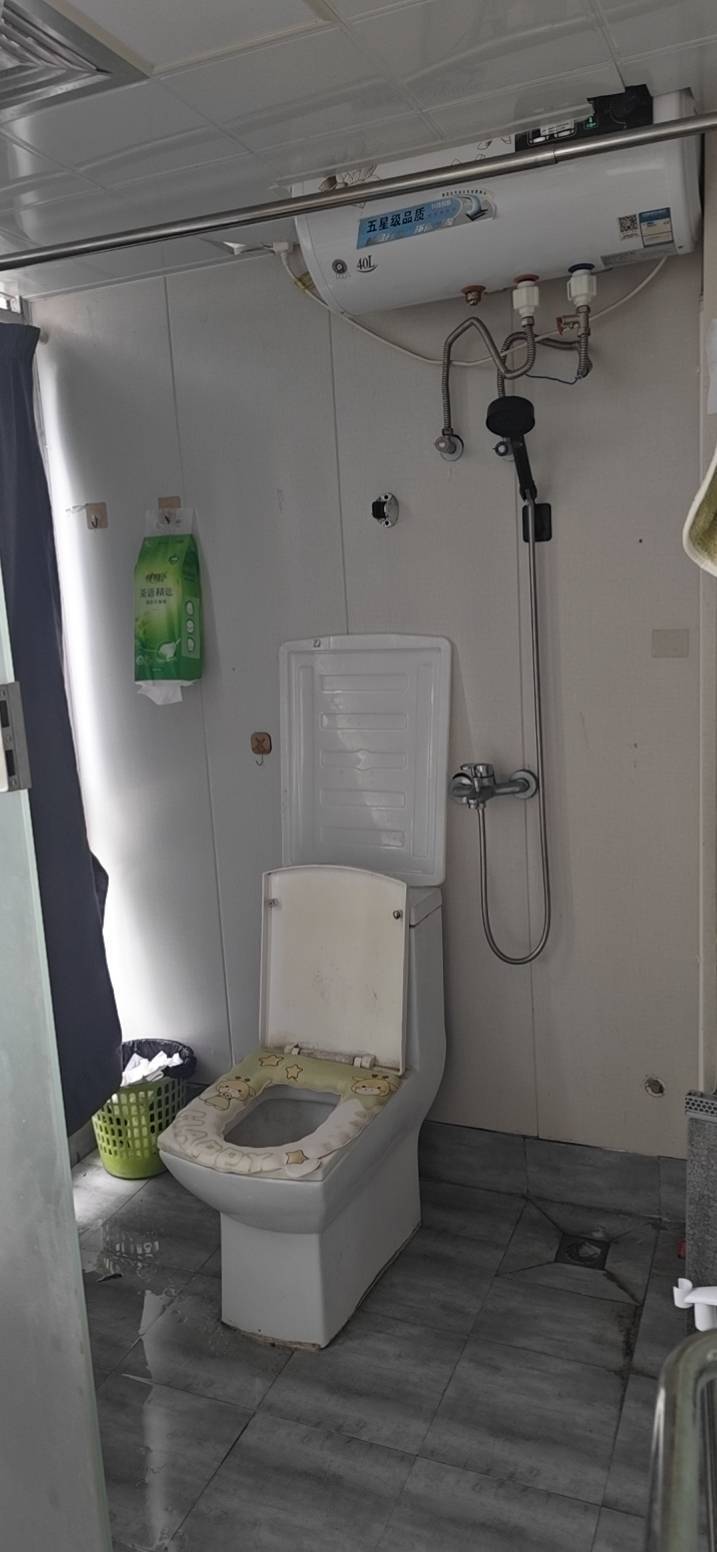 Longgang 輋太院区式管理小区-31号楼
