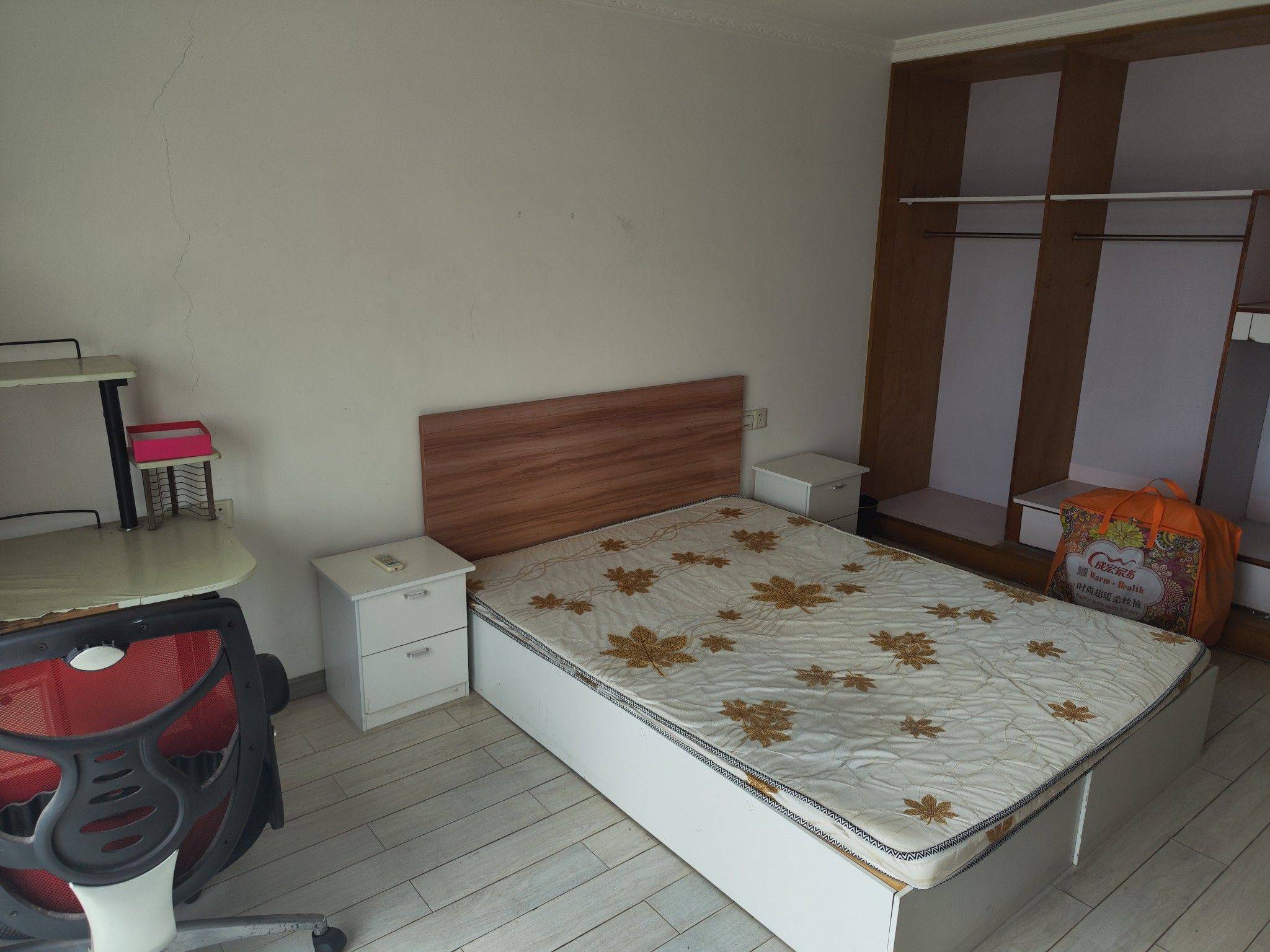 南方花园个人无中介整租房源2