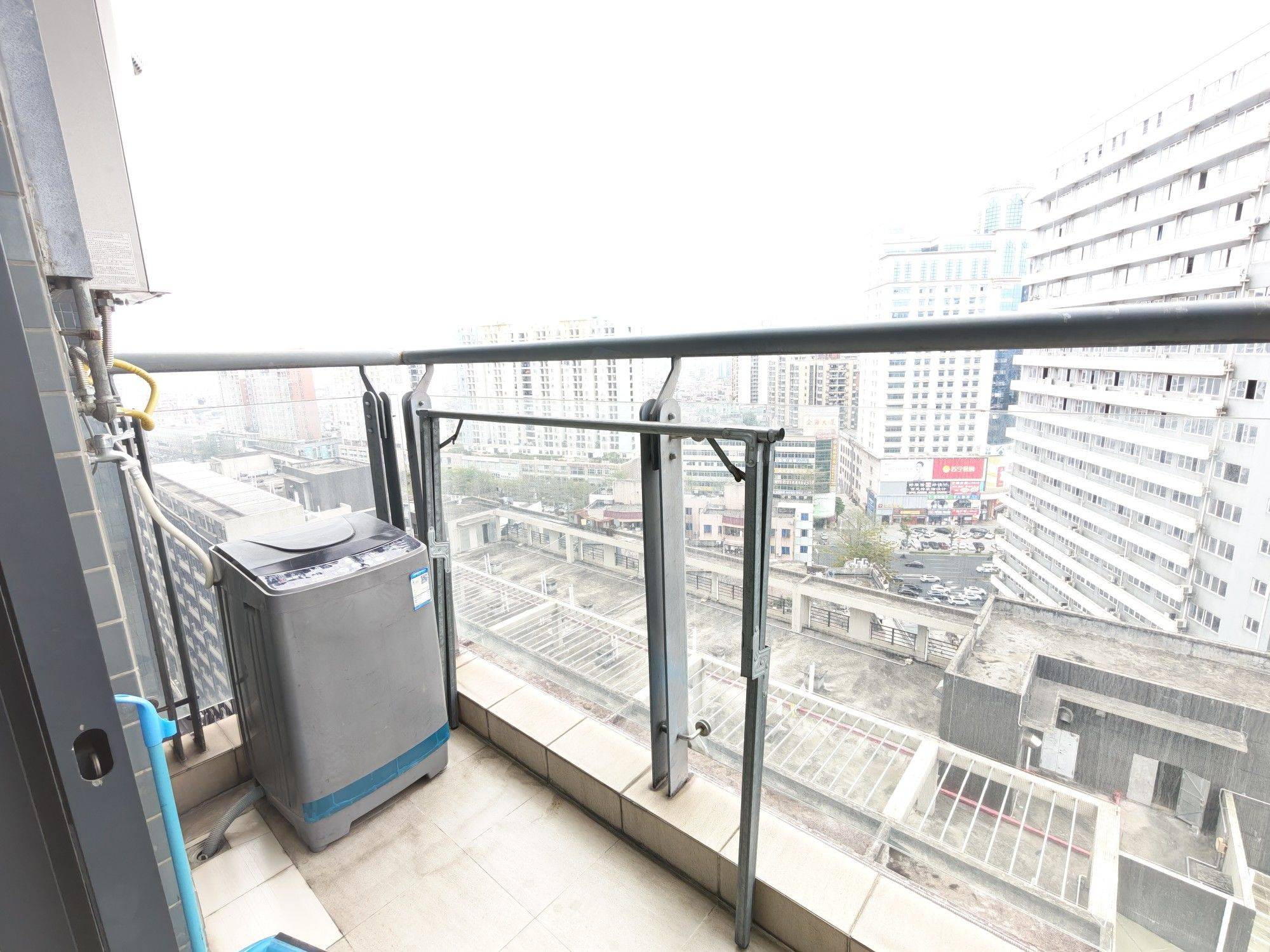 南城 时尚岛蓝钻