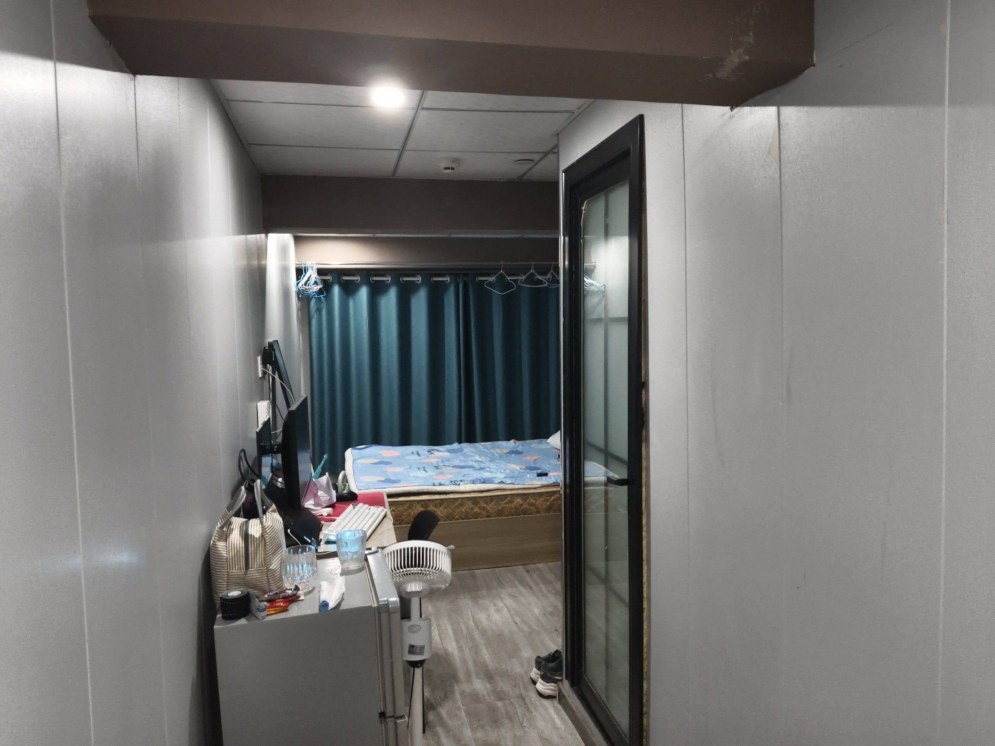 Xiaoshan 青集社公寓(宁安路店)