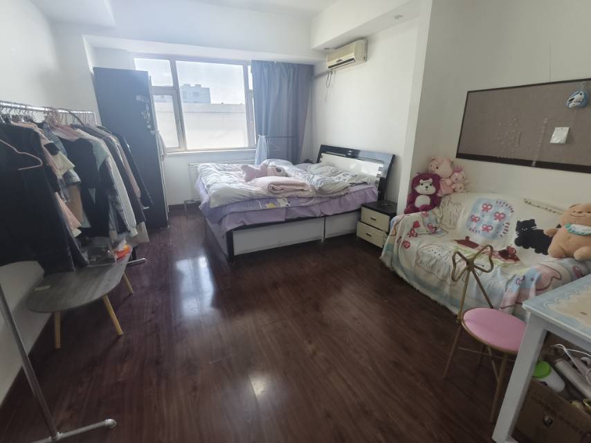 Dadong 1世界公寓(中街店)