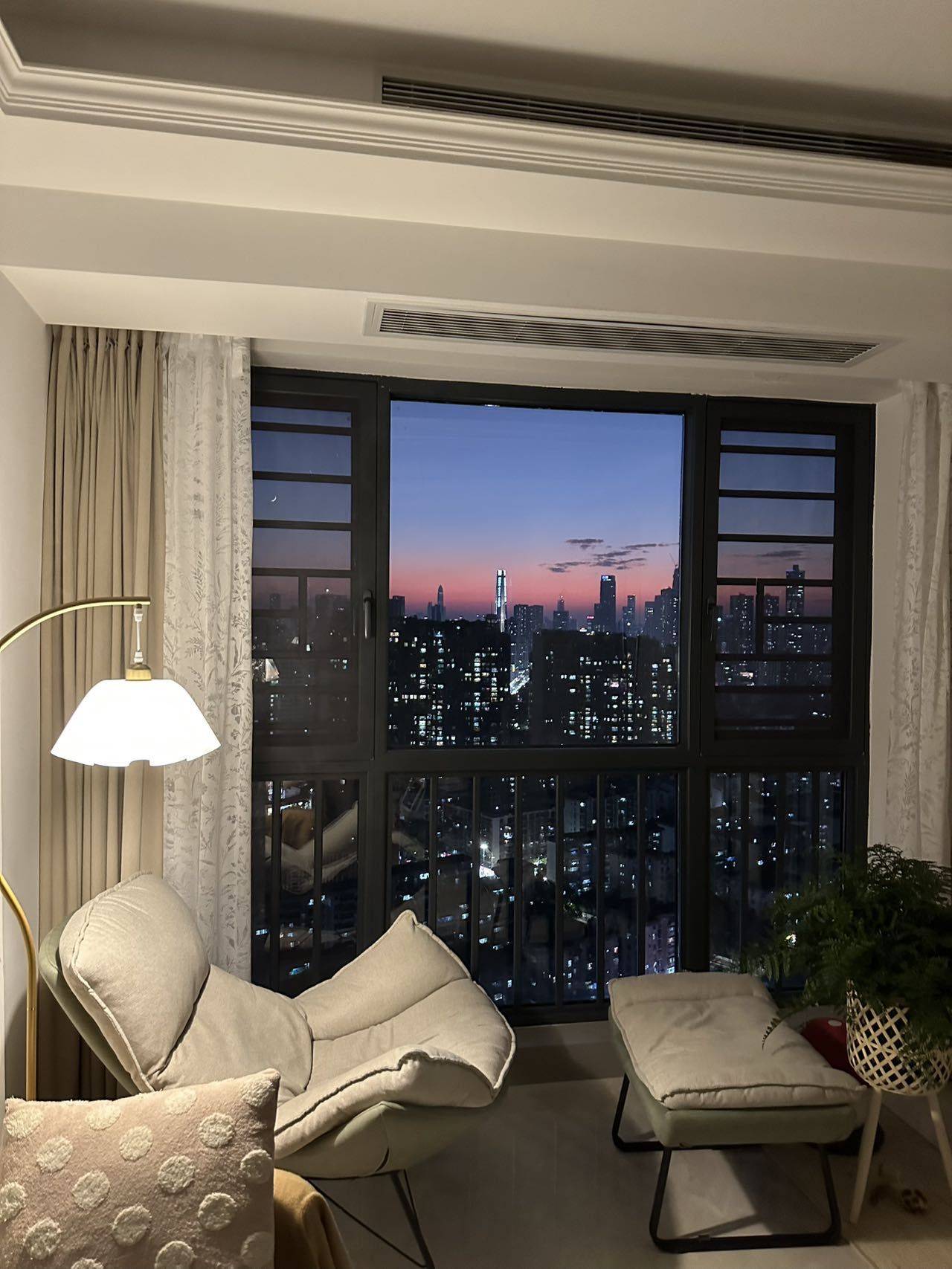 Shenzhen Luohu | 传麒东湖名苑-B座_5