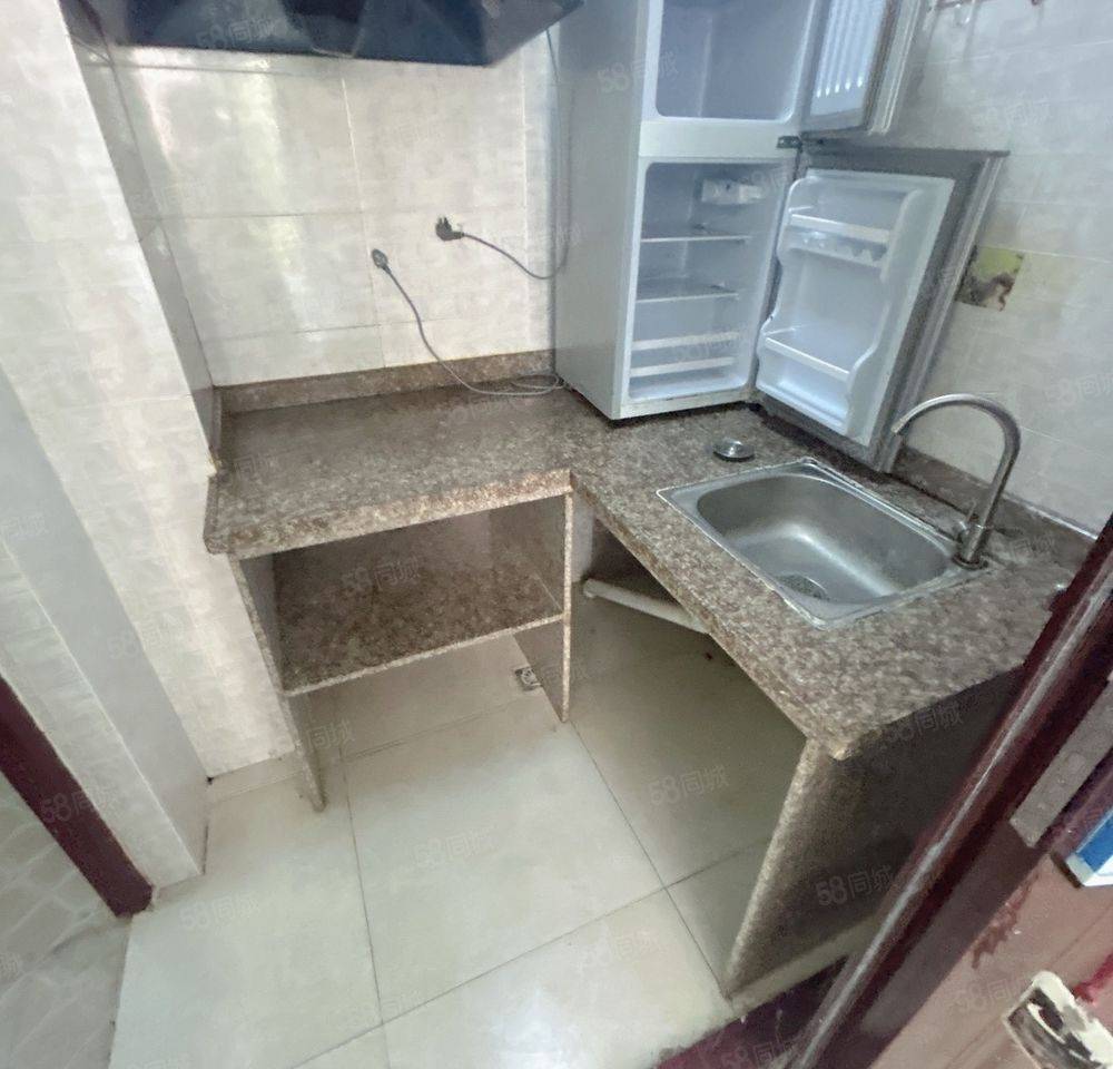 温馨小窝-干净治愈-不限性别-市井烟火气