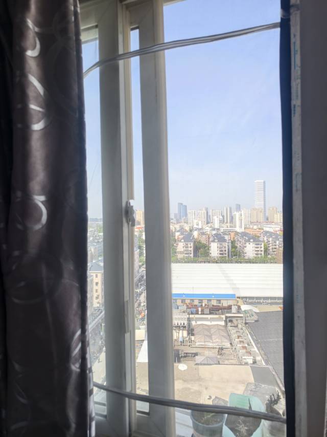 丶忘了就好。整租房源2