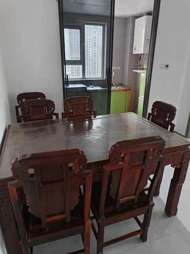 Jiaozhou 荣盛锦绣外滩