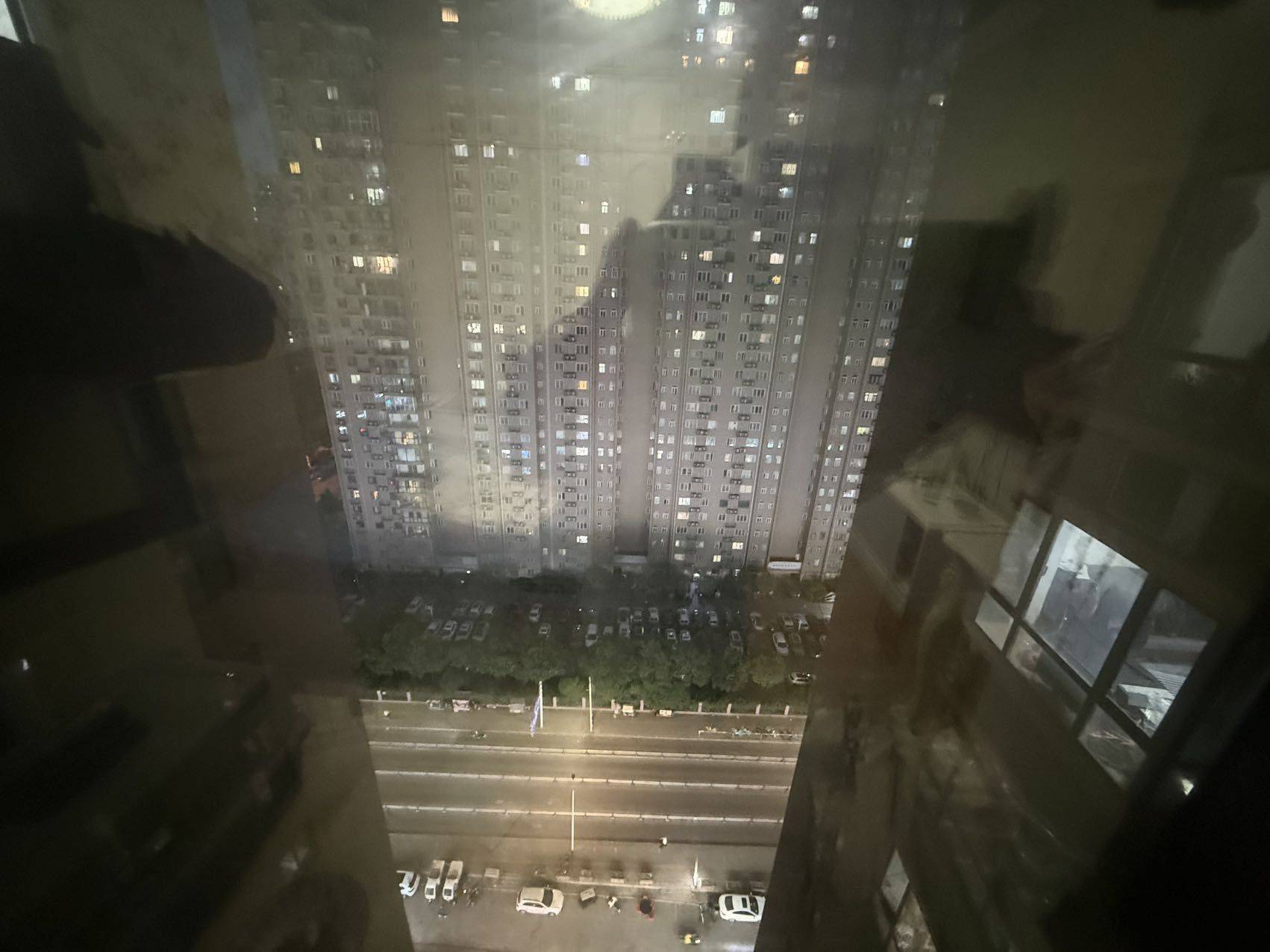 咪咪喵喵黑六头整租房源3