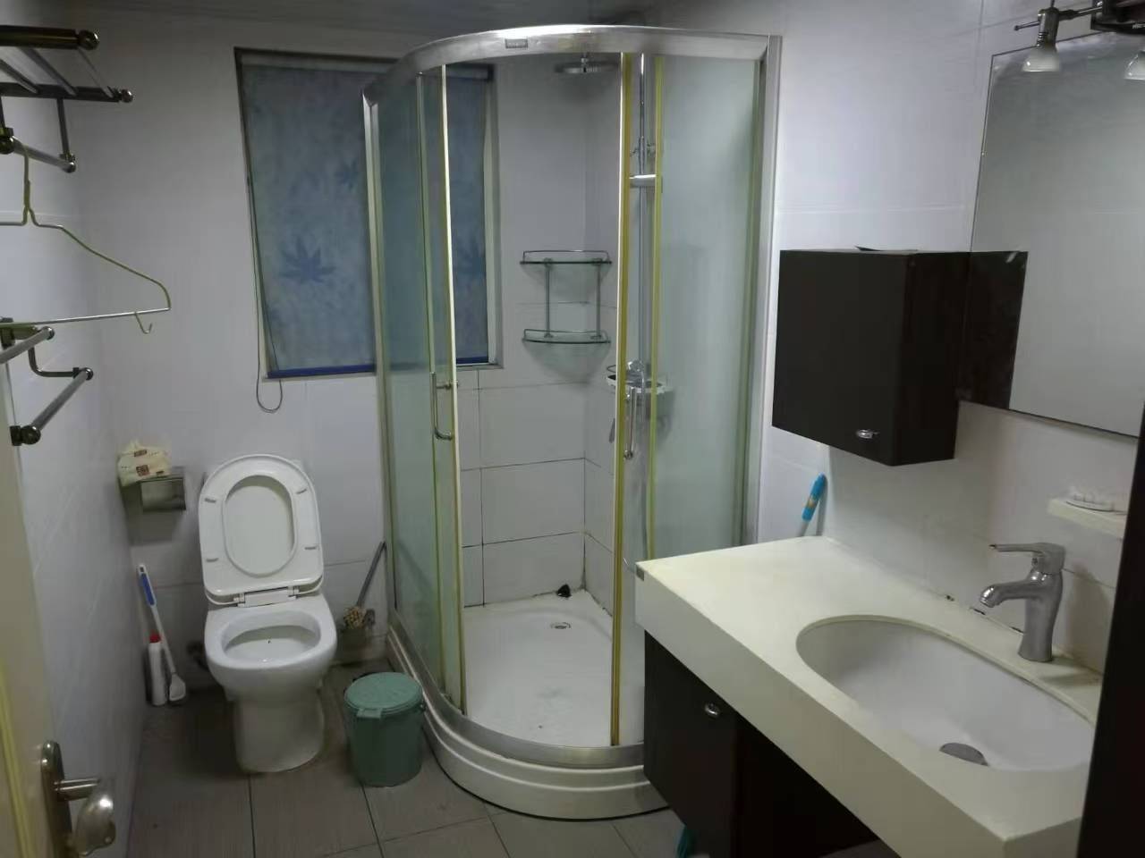 White整租房源3