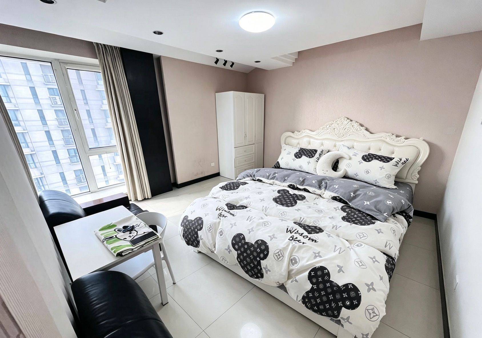 K11-万象城-地铁口-Pet Friendly-LGBTQ Friendly-Cozy Home-Clean&Comfy-No Gender Limit-Hustle & Bustle-“Friends”-Chilled