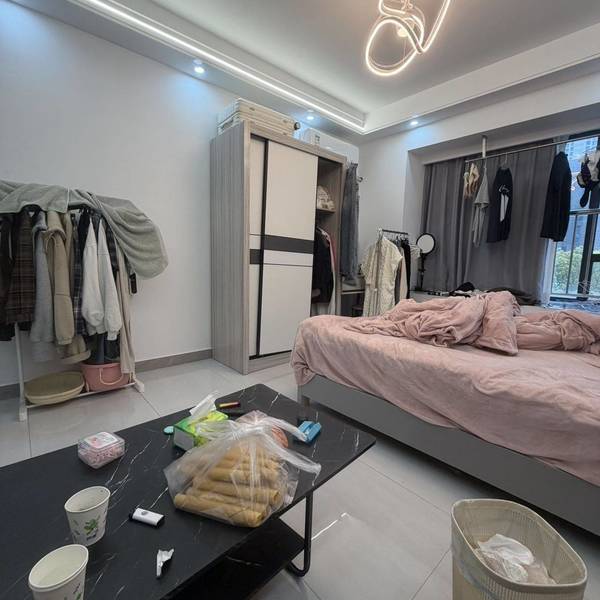 Cozy Home-Clean&Comfy-No Gender Limit