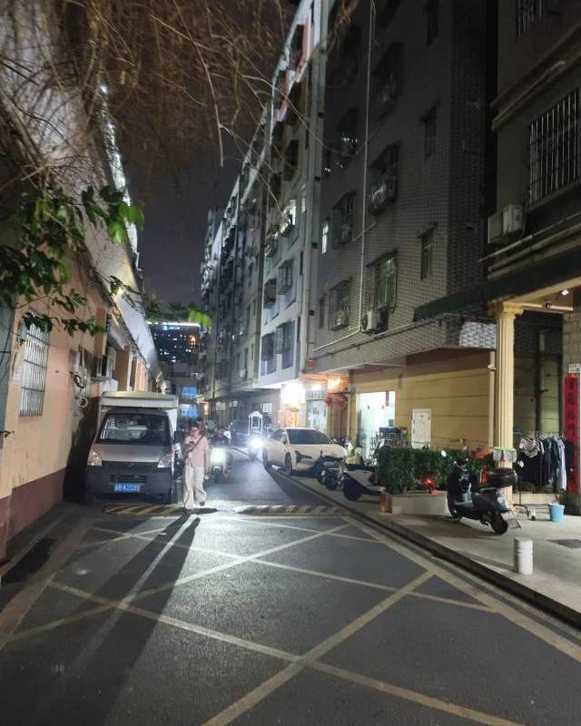 Shenzhen Longgang | 坂田商务大厦-11栋_5