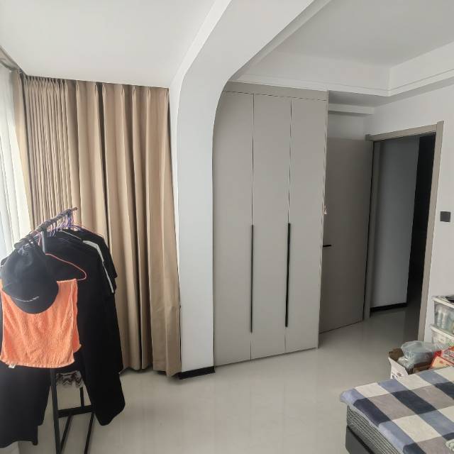 Yiwu 开创一区