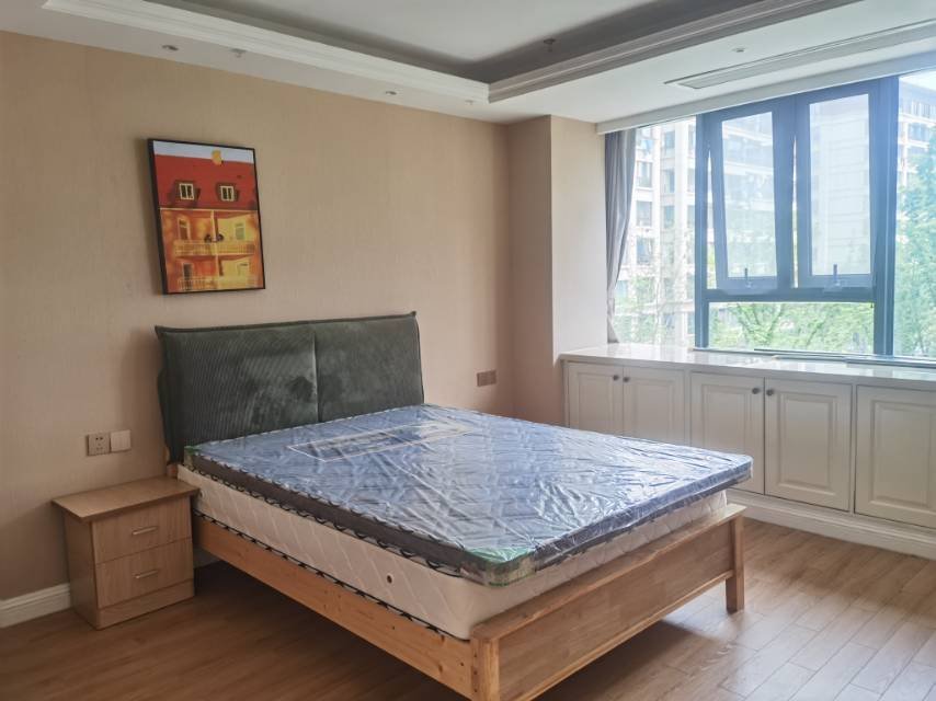 余杭 西溪曼哈顿(高教路店)