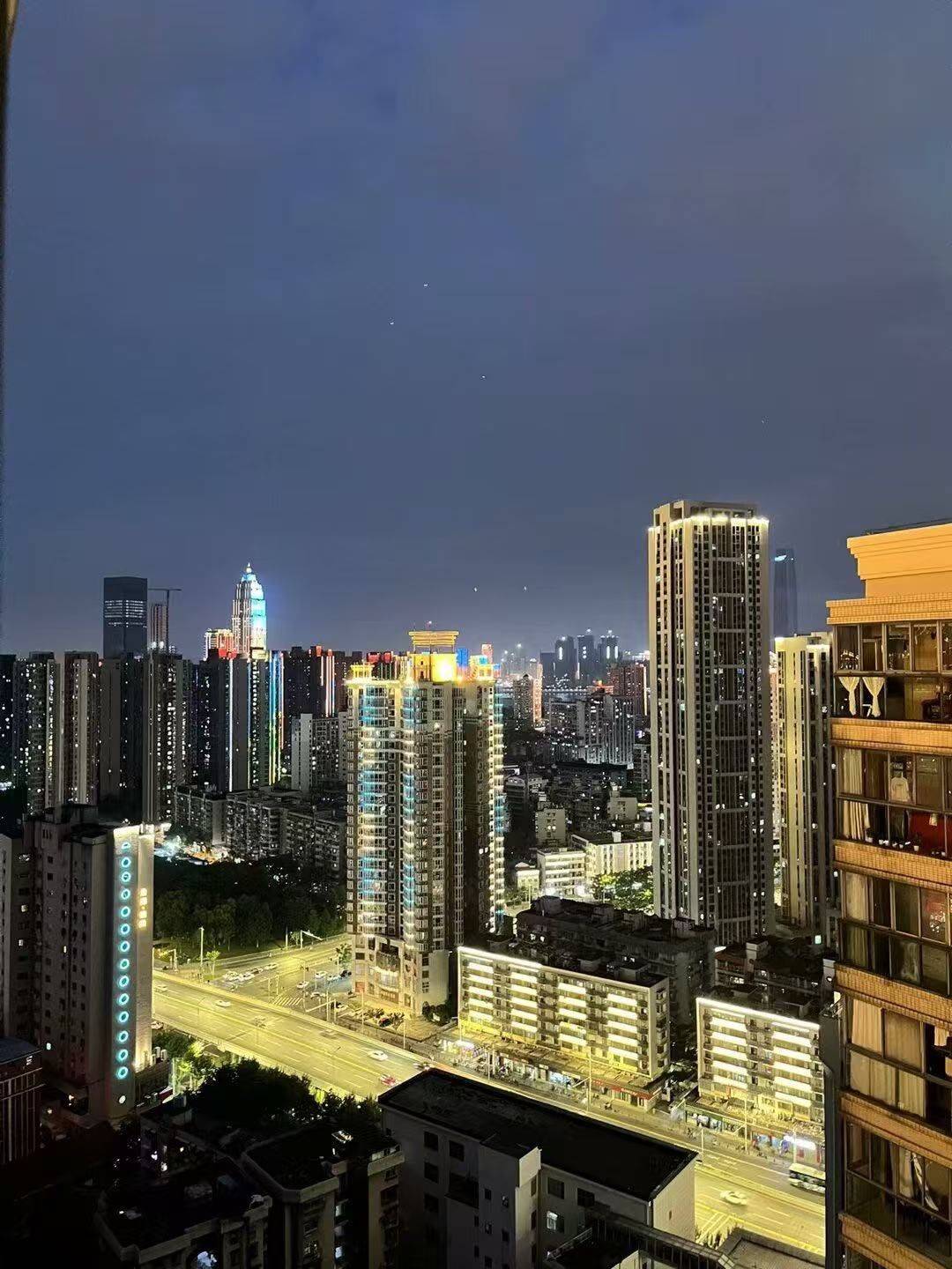江岸 西马名仕