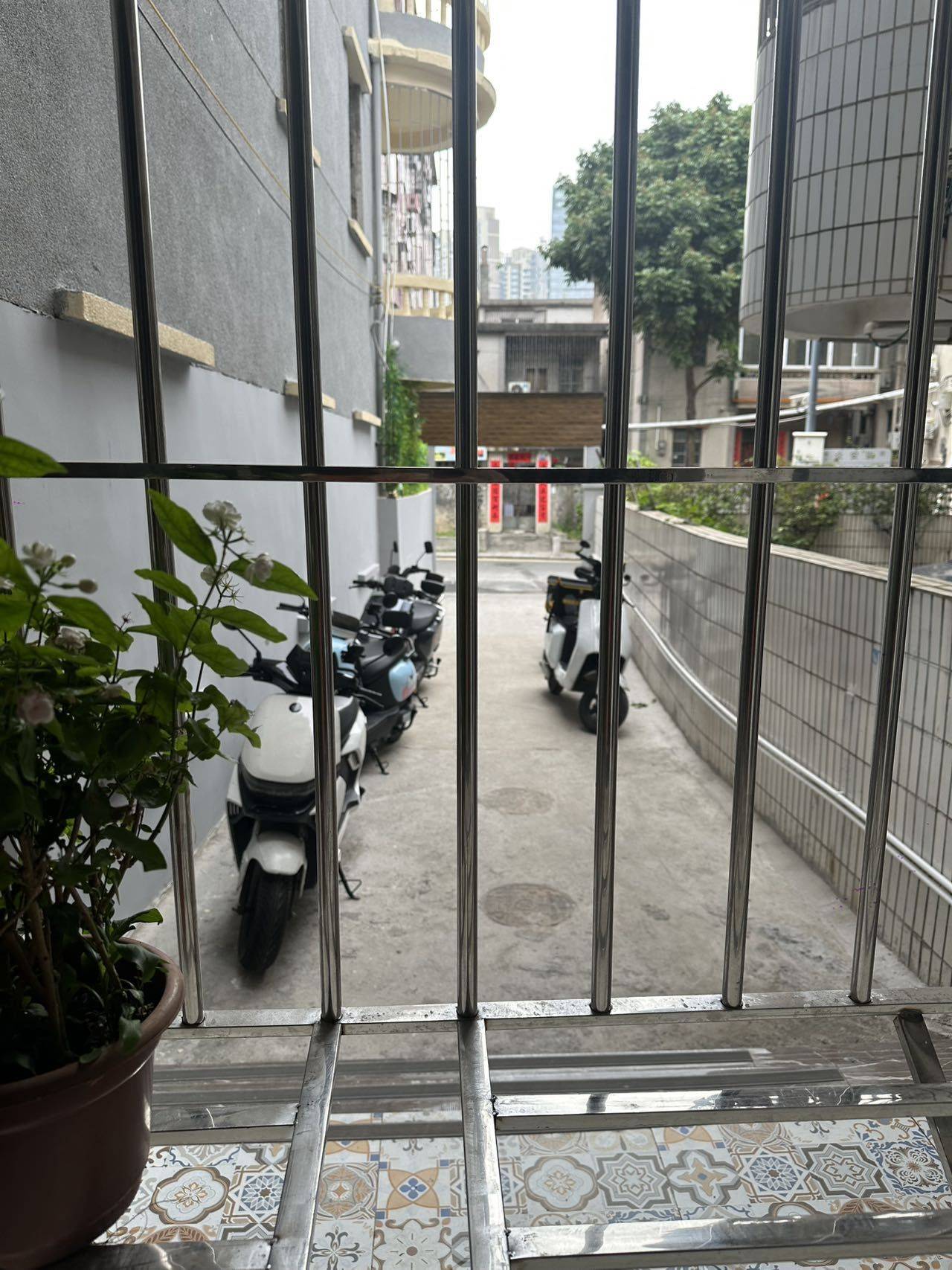 龍華 左邻公寓