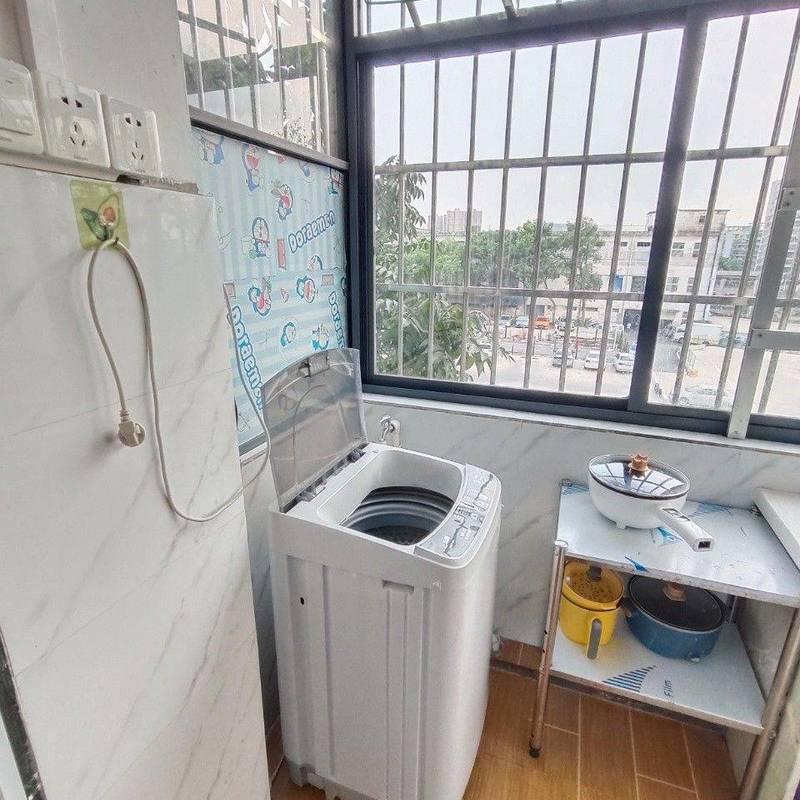 长沙 岳麓 | 岳麓区枫林二路469号百变星装服装出租-2楼_5