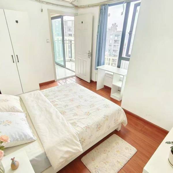 Cozy Home-Clean&Comfy-No Gender Limit