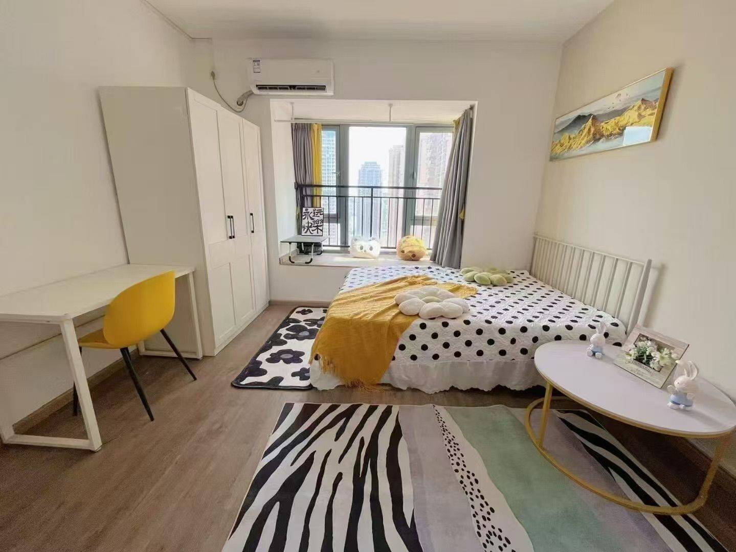 Liangjiang New Area 瑞吉花园