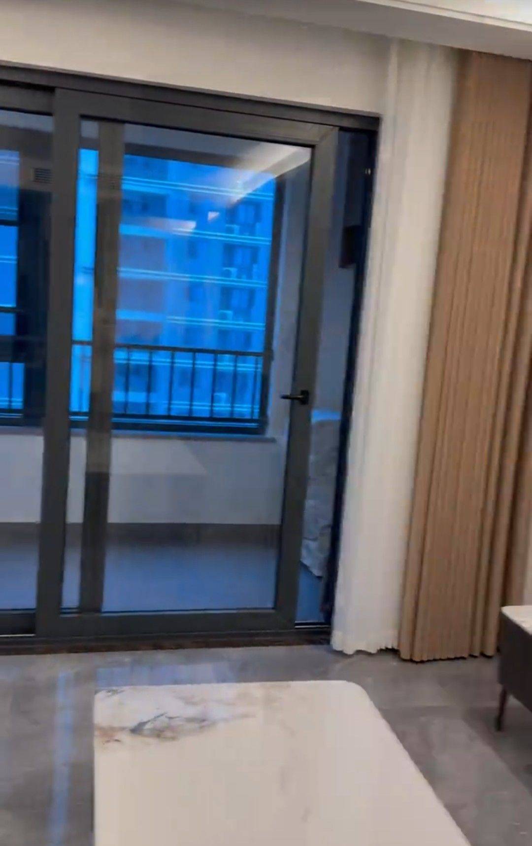 富阳 华景川云萃天和城-15号楼