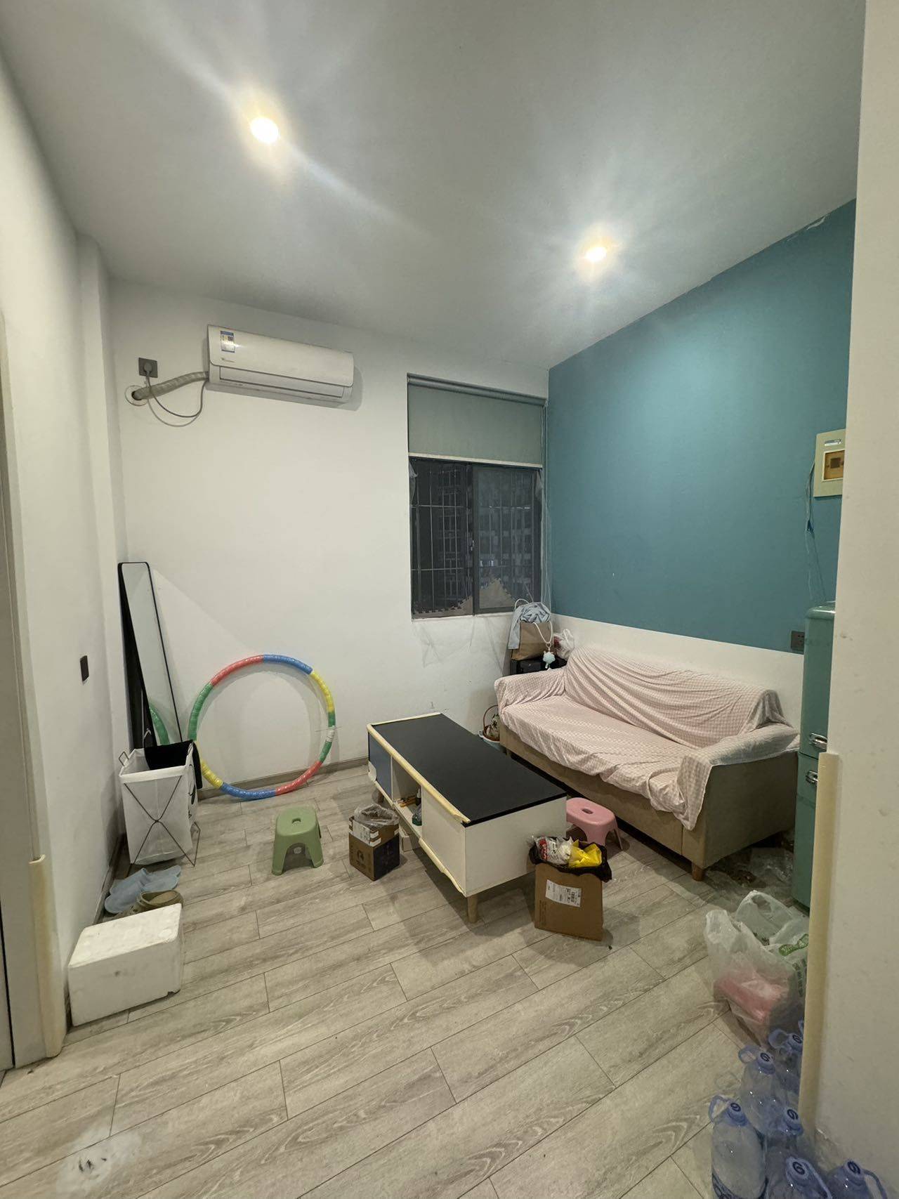 Longgang 零零柒公寓