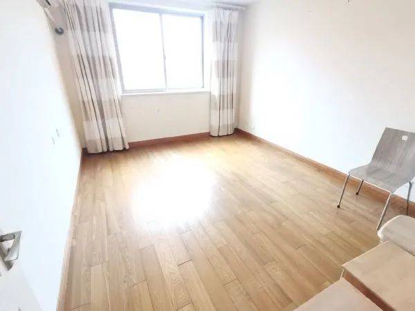 普陀 管弄一二街坊-252弄10号楼