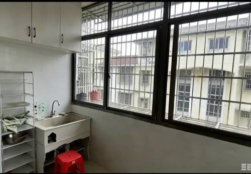 Xinjian 范家新村