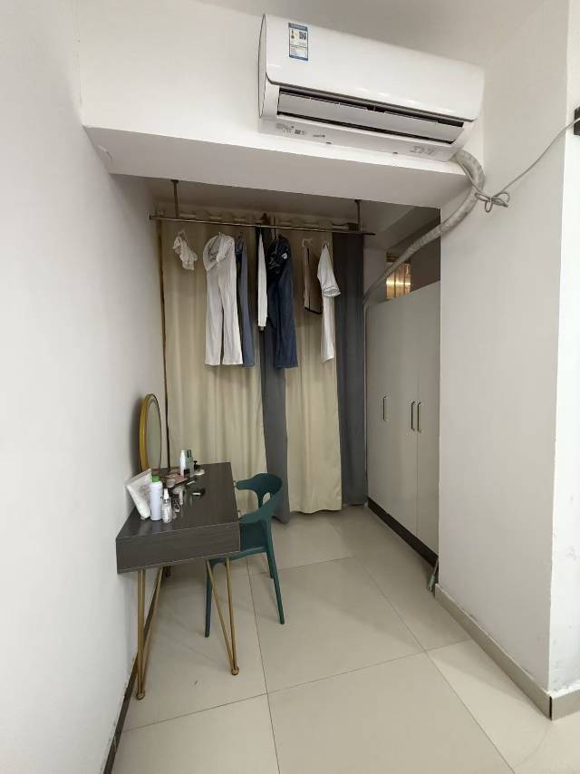 Xinjian 龙腾商住大厦-1栋