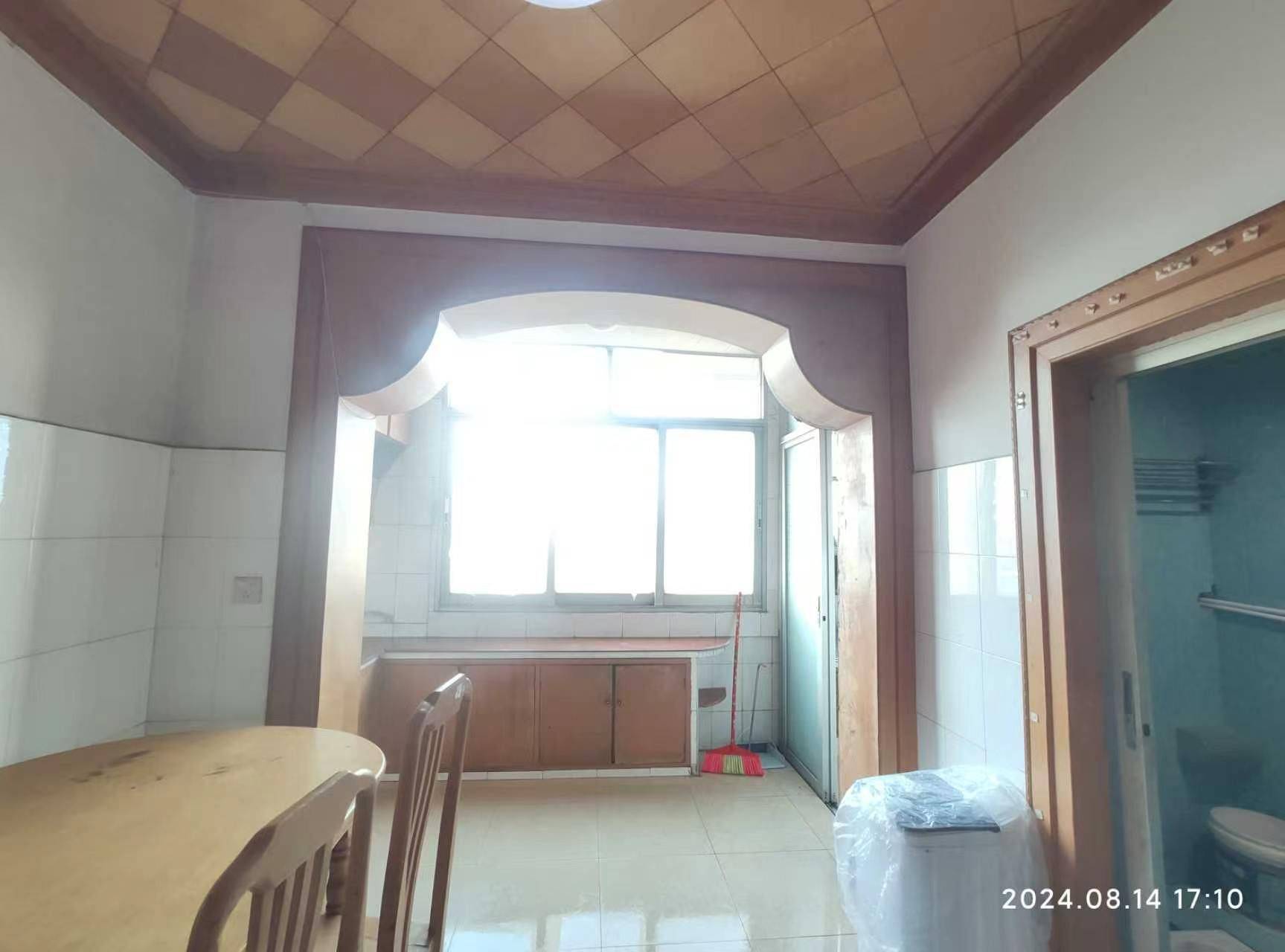 Qingyunpu 粮食和物资储备部门宿舍