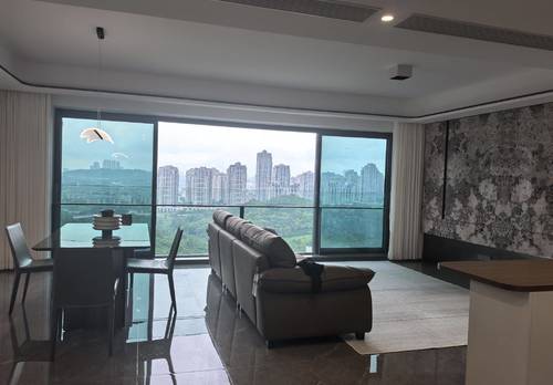 Liangjiang New Area 中交中央公园美宸