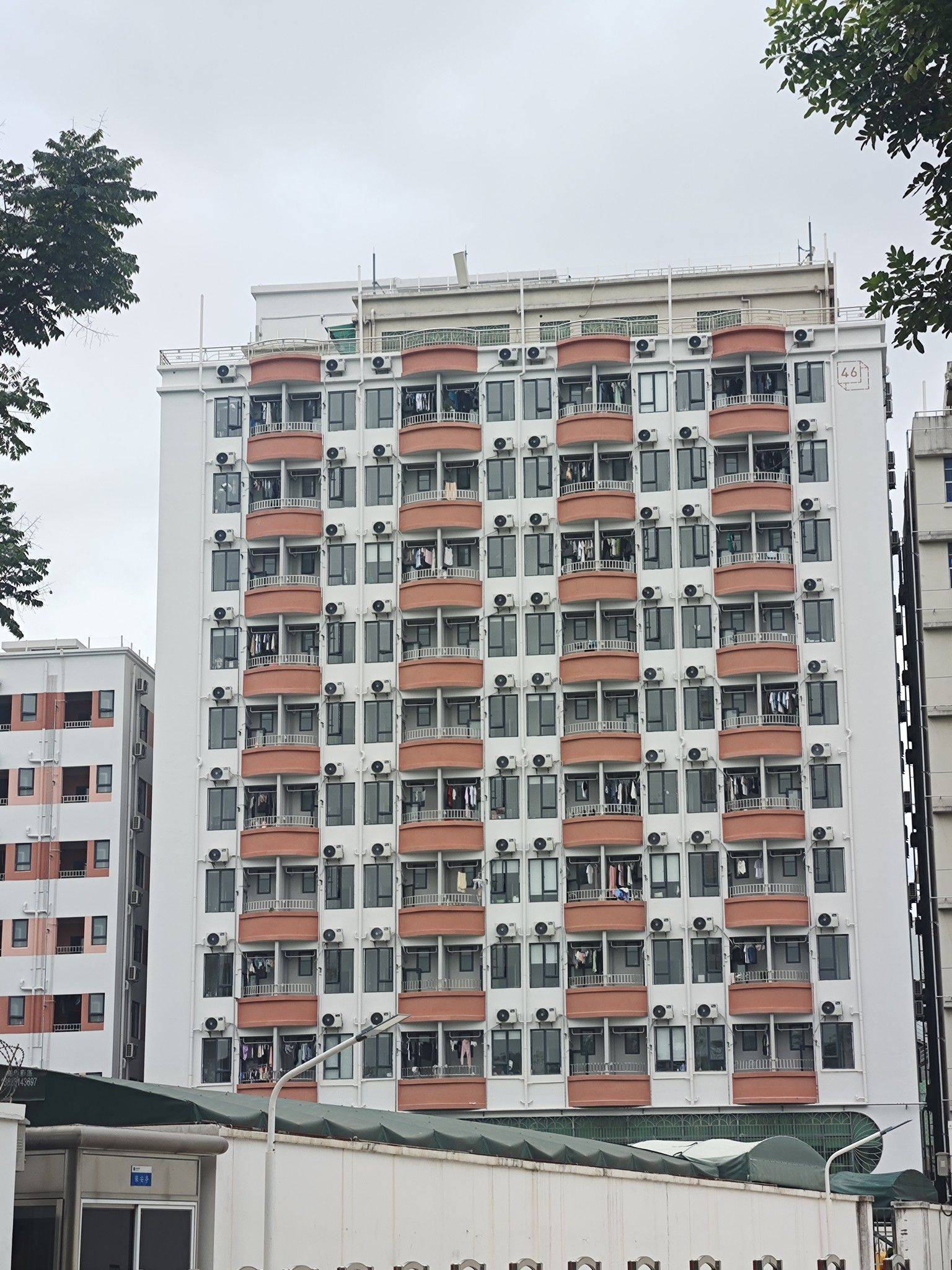BaoAn 深园连锁公寓(东福围西街)