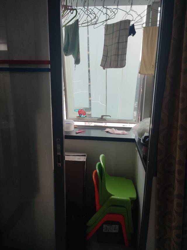 Luohu 中航凯特公寓B