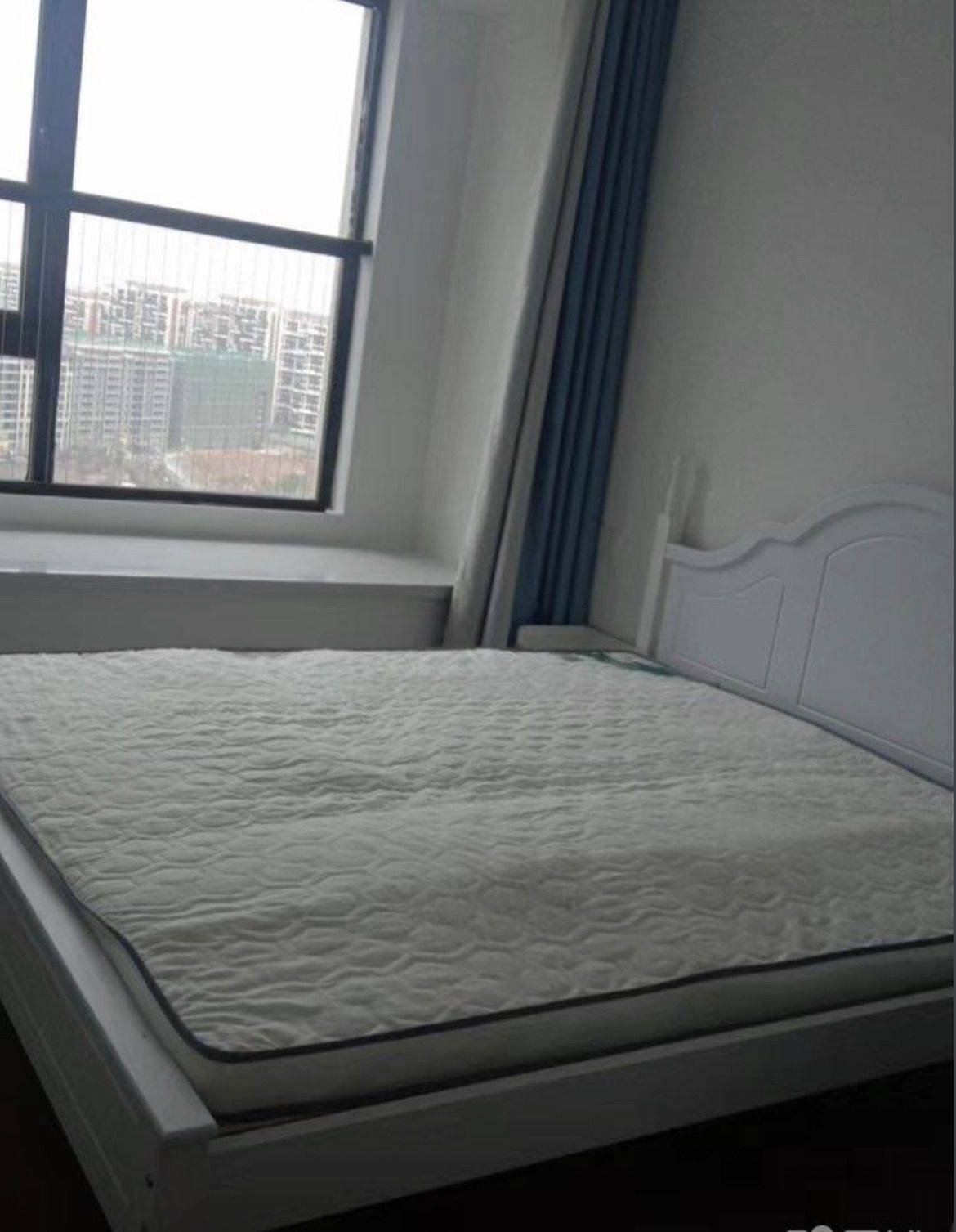 清鎮市 中交春风景里
