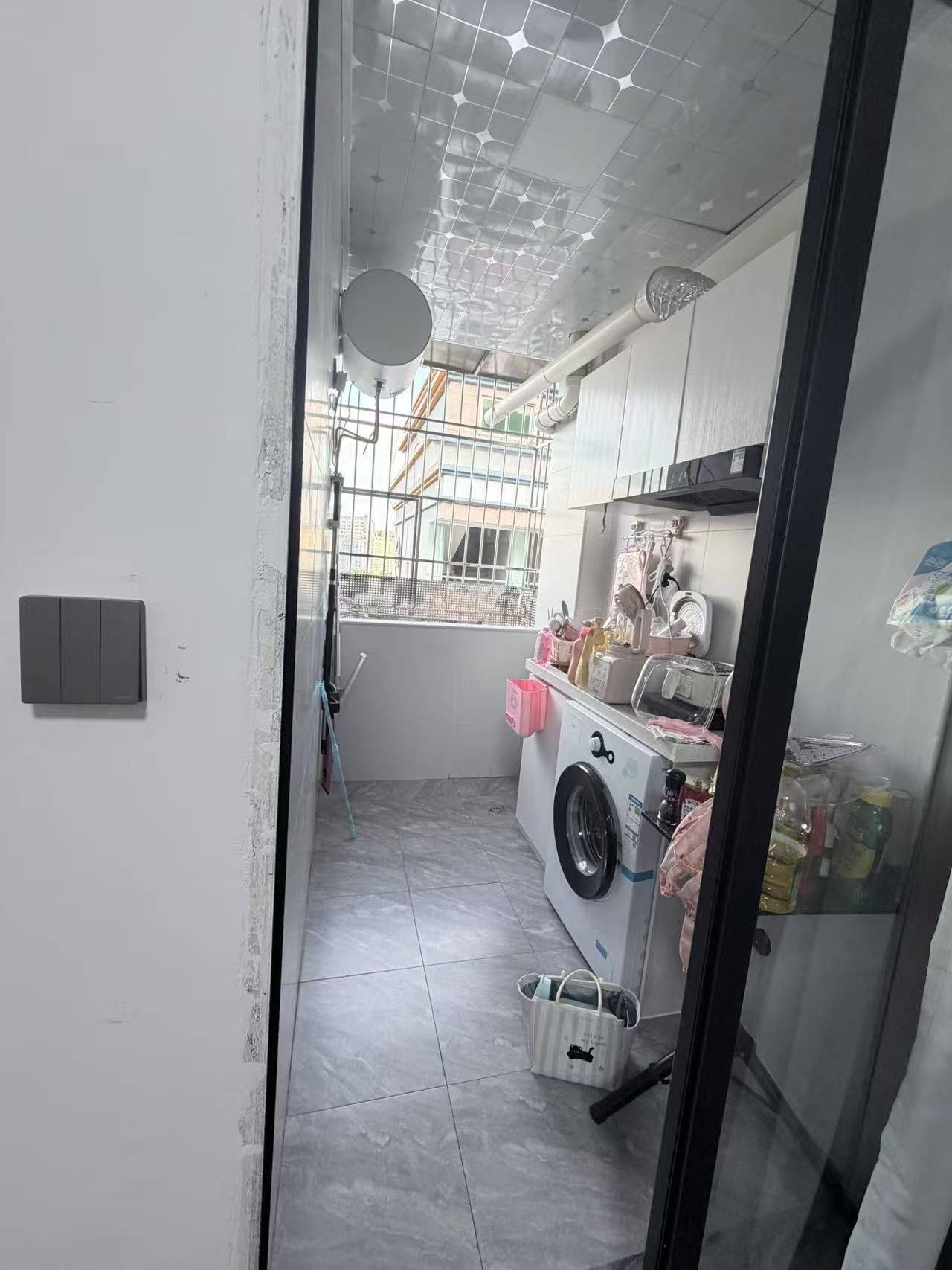 BaoAn 凤凰岗第三工业区-B9栋