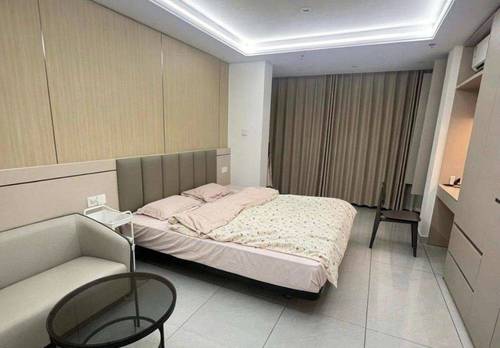 Donghu 吉扬酒店