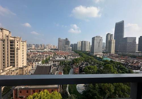Huangpu 淮海中华大厦