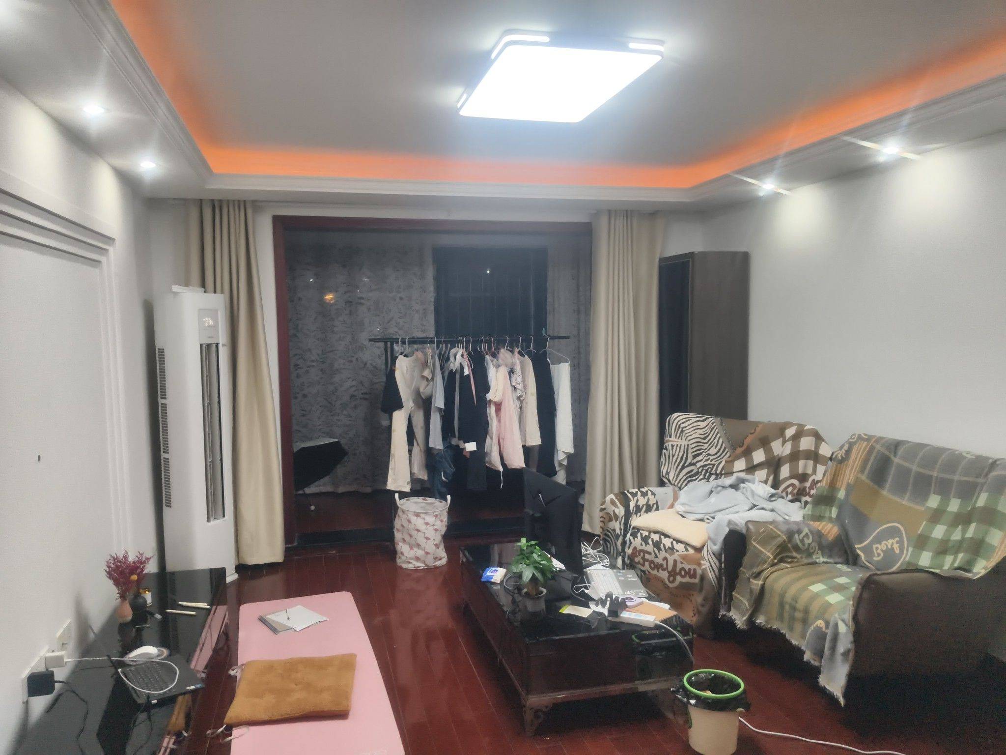 Fengxian 柘林海韵馨苑