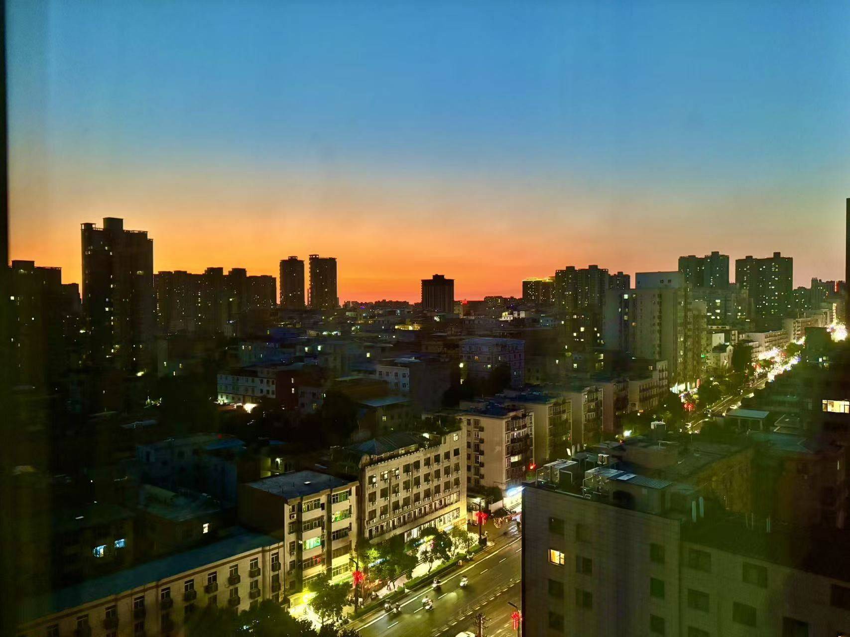 长安 鸿鼎福门