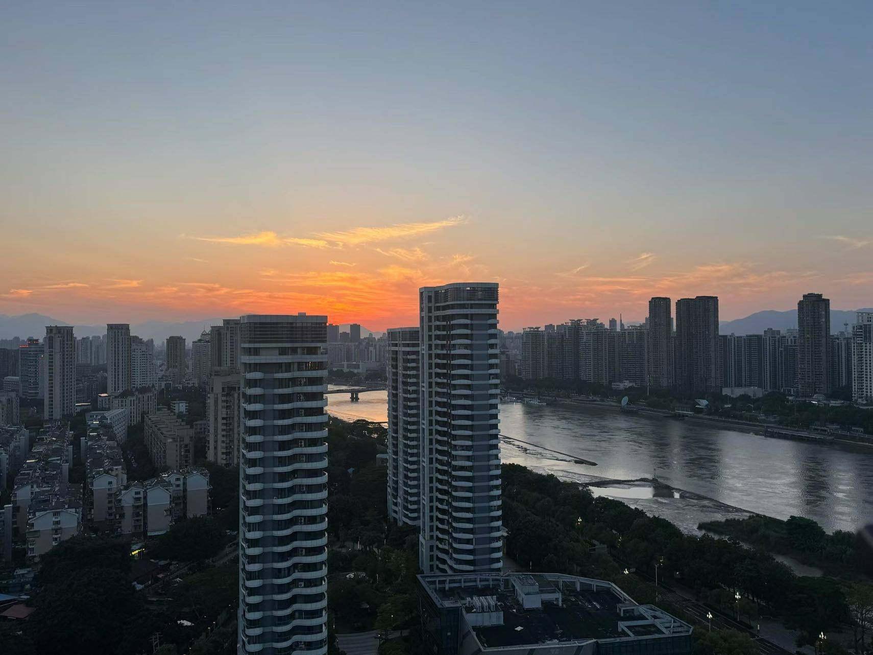 臺江區 三盛滨江国际