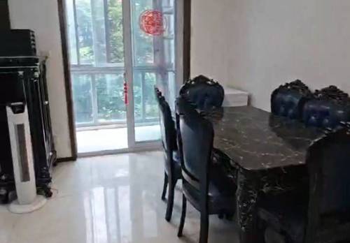 Baoshan 枫庭丽苑