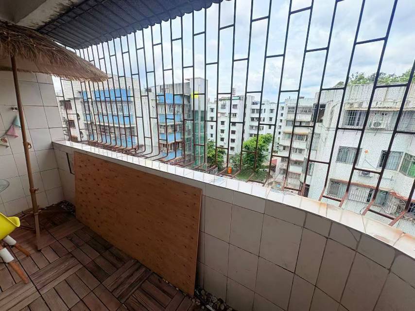 Dongqu 夏洋新村小区-65号楼