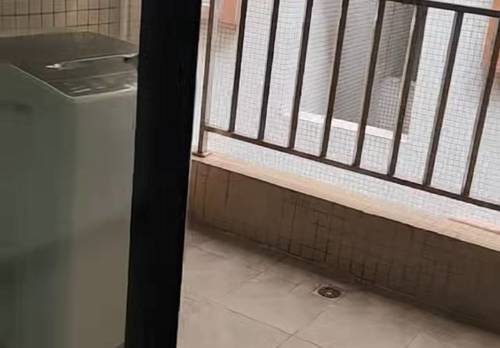 白雲 翡丽国际酒店(白云东平地铁站嘉禾警官学院店)