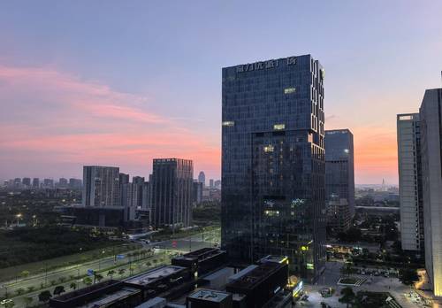 Xiangzhou 富力优派广场-B栋