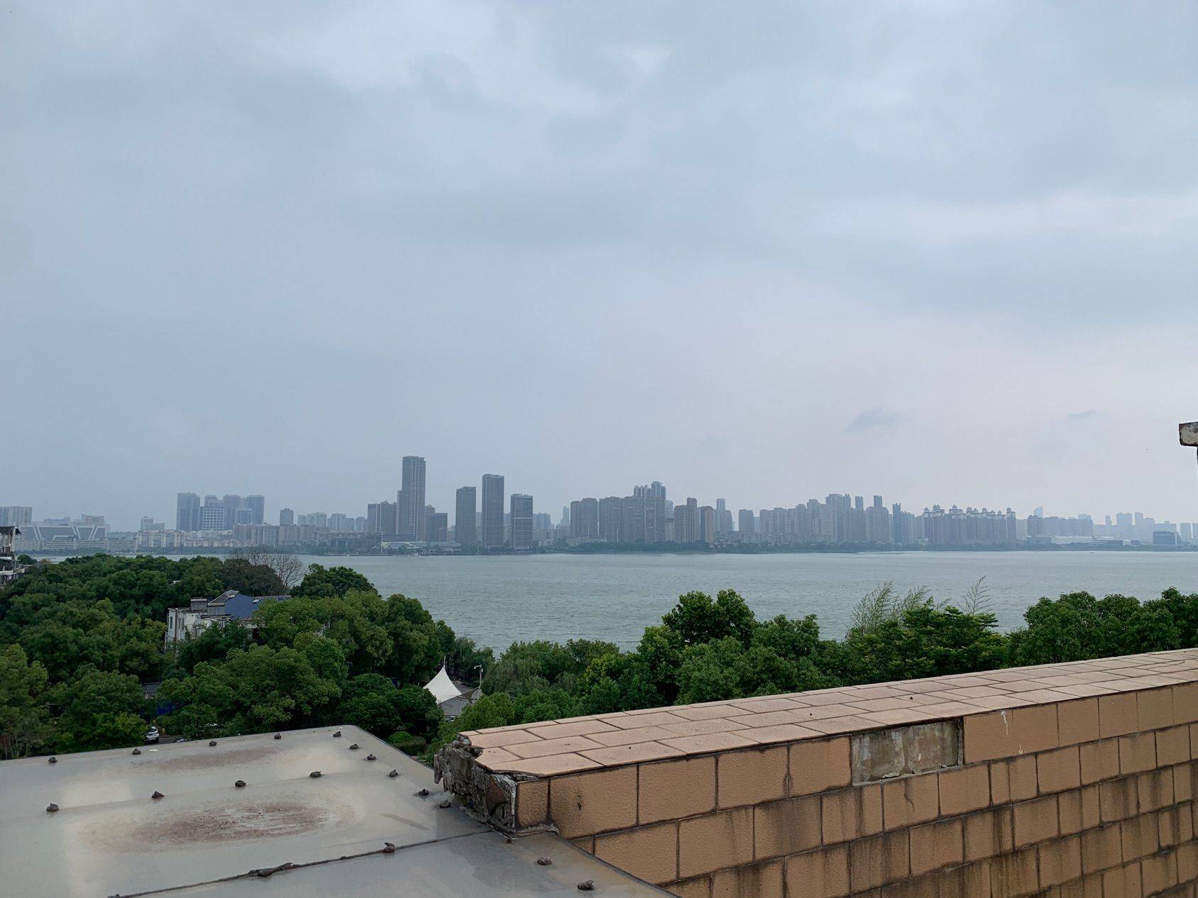 Wuhan Hongshan | 南湖山庄半岛花园_6