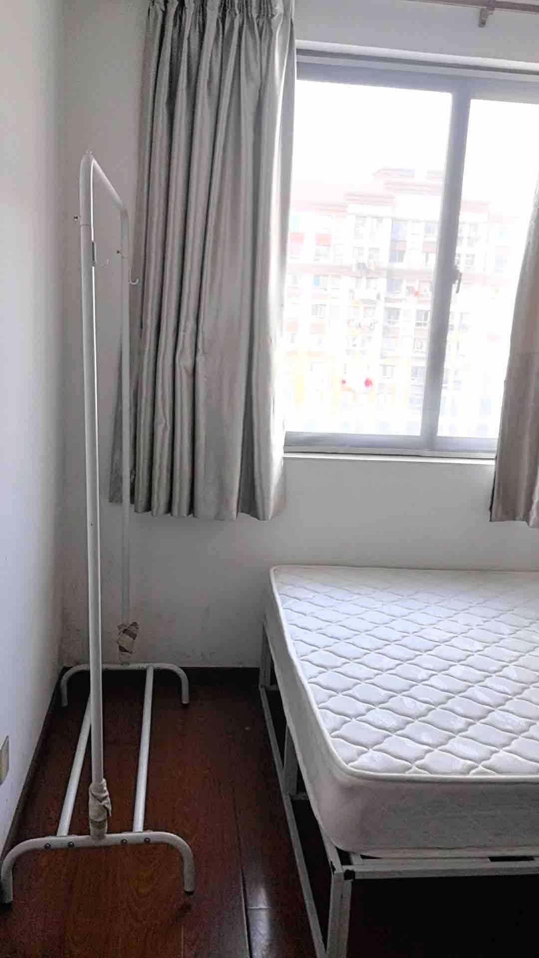 Qingpu 贺桥公寓