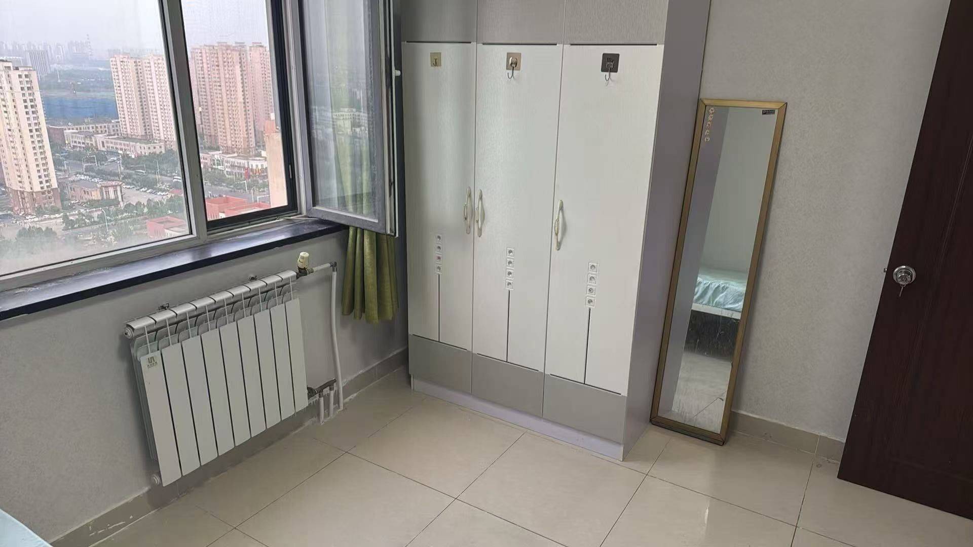 津南 泓春园