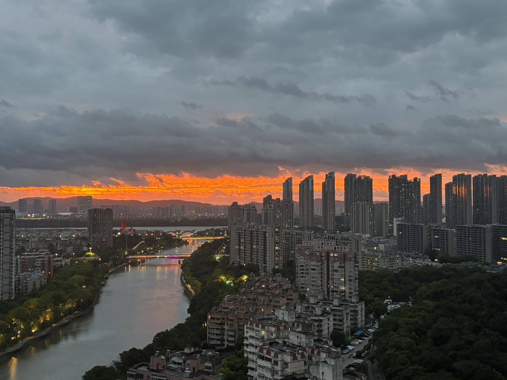 南京 鼓樓 | 丽晶国际_3