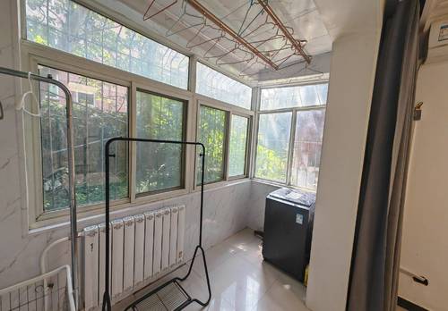 Lianhu 工行莲湖区支行家属院