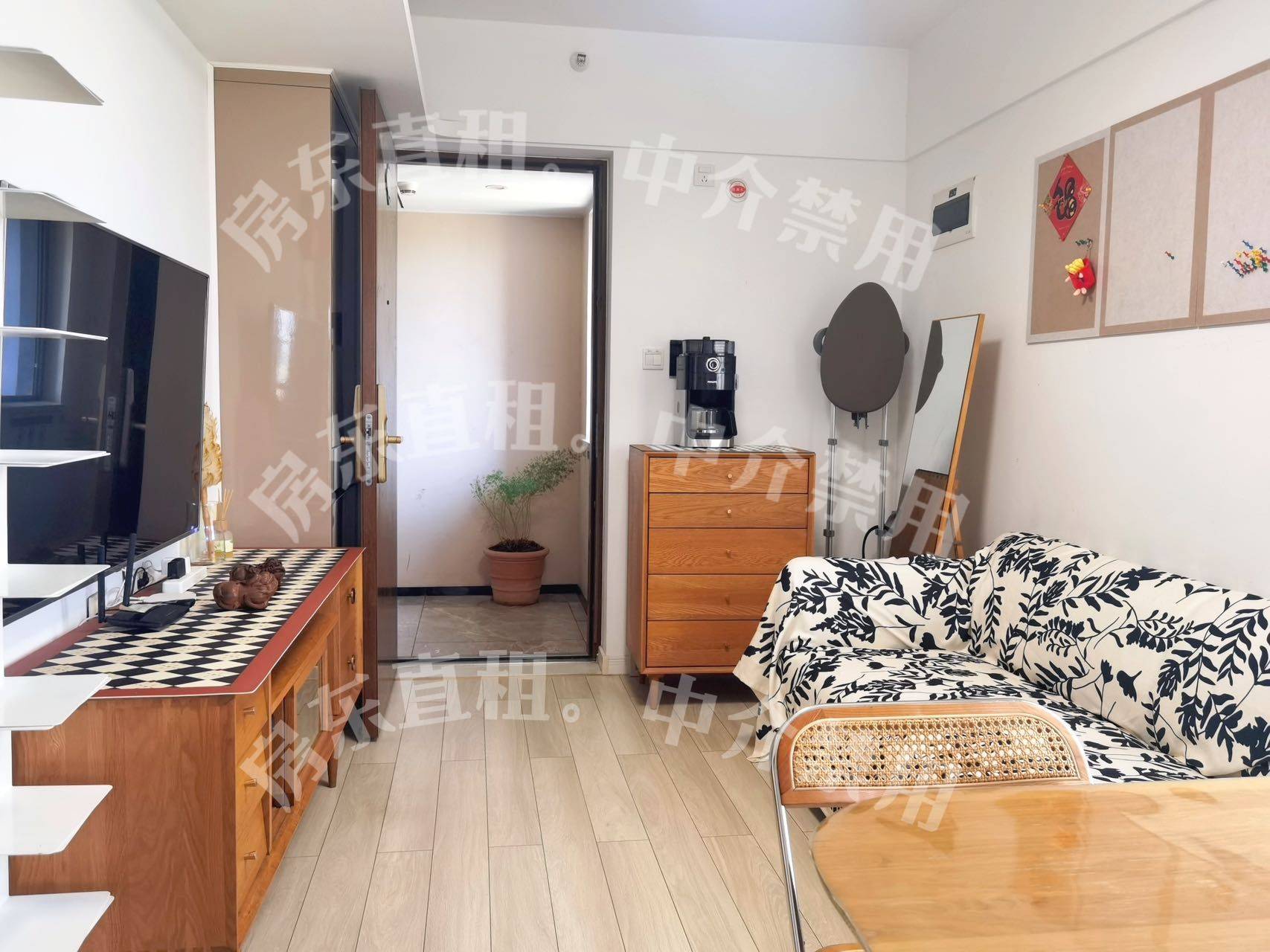 Yuelu 万科金域缇香南区-6栋