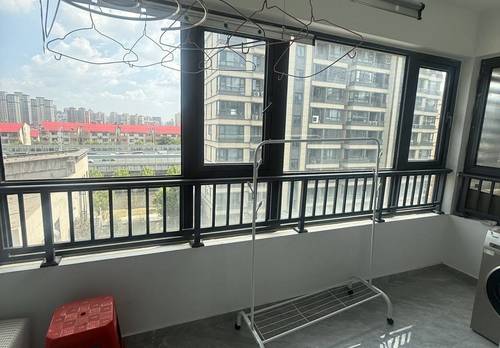 Luyang 万兴·林里间