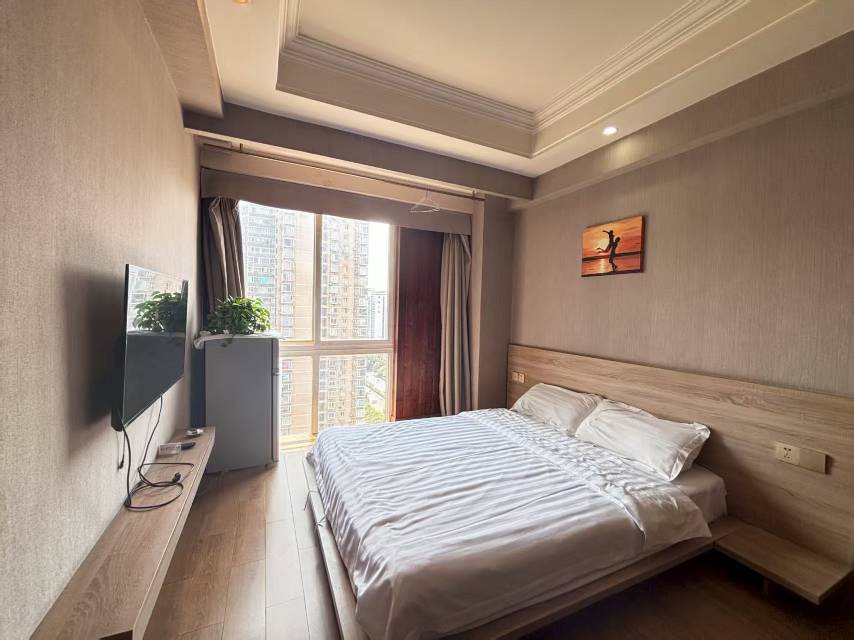 Liangjiang New Area 加州1号