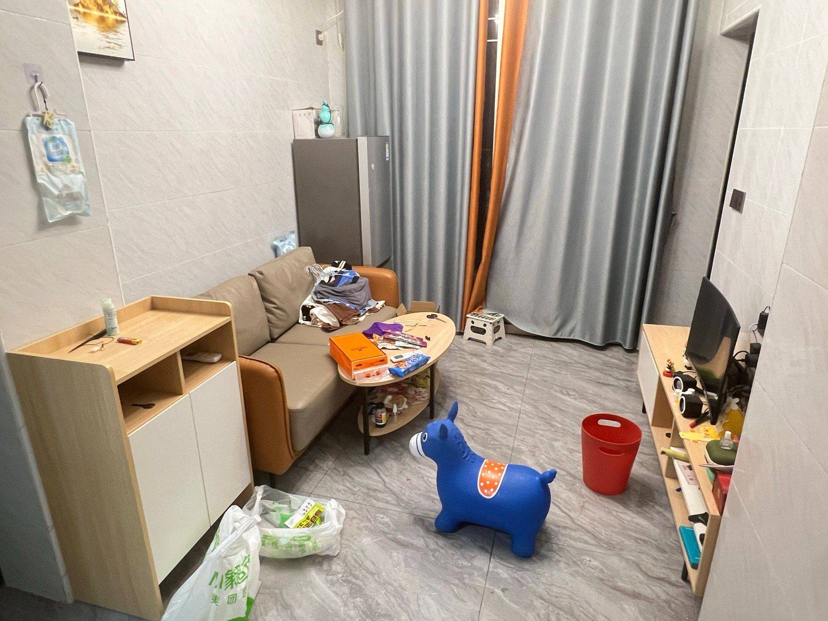 Baiyun 尖彭路西新村六街-10号楼